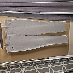 Old Navy Pixie High Rise size 16